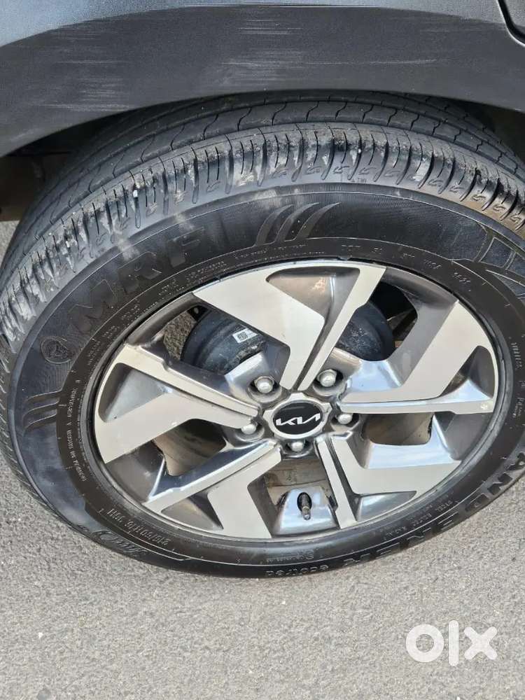 Kia Sonet Semi Automatic
