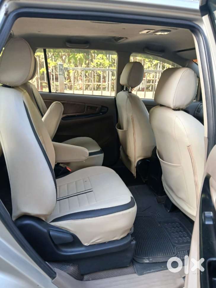 Toyota Innova [2013-2016] 2.5 G4 7 Str, 2015, Diesel
