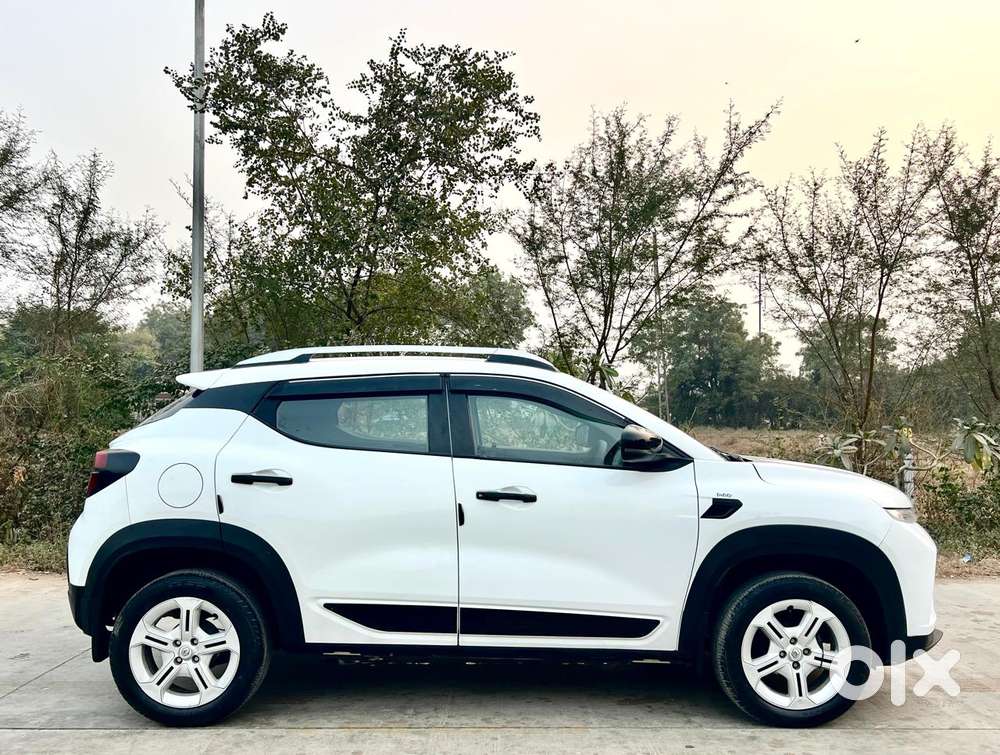 Renault Kiger Rxt, 2023, Petrol