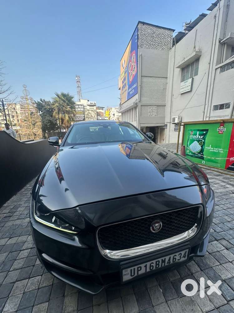 Jaguar Xe 2016 Petrol 27000 Km Driven