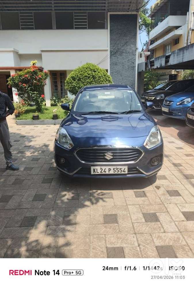 Maruti Suzuki Dzire 1.2 Vxi Amt, 2017, Petrol