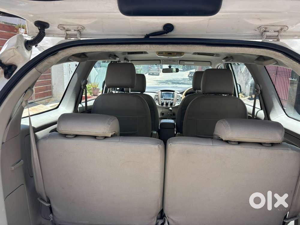 Toyota Innova 2.5 G (diesel) 7 Seater, 2012