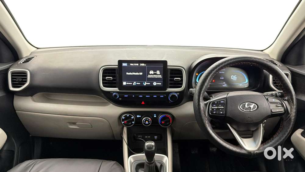 Hyundai Venue [2022-ongoing] 1.2 S, 2024, Petrol