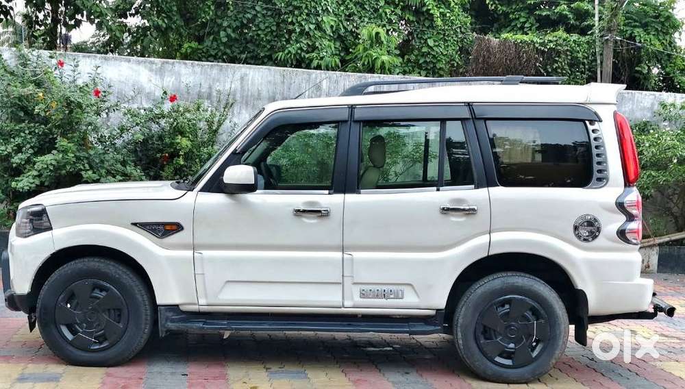 Mahindra Scorpio S6 Plus, 2017, Diesel