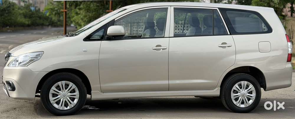 Toyota Innova 2.5 Gx (diesel) 7 Seater Bs Iv, 2015, Diesel