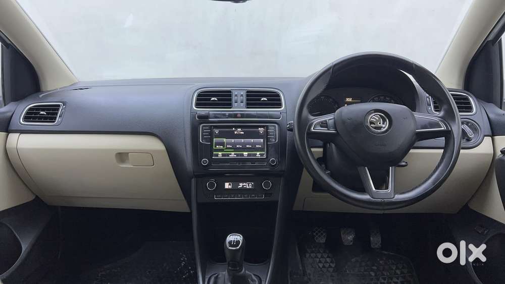 Skoda Rapid 1.6 Mpi Style, 2018, Petrol