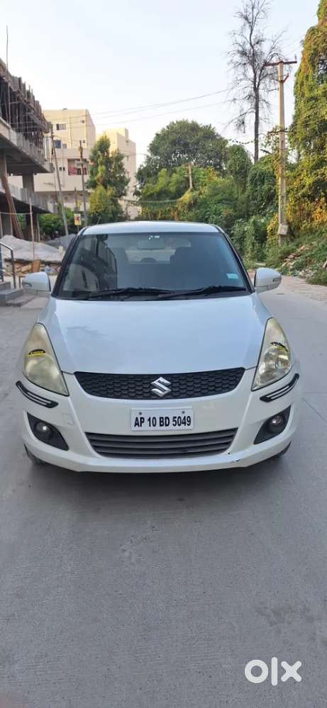 Maruti Suzuki Swift Vxi, 2013, Petrol