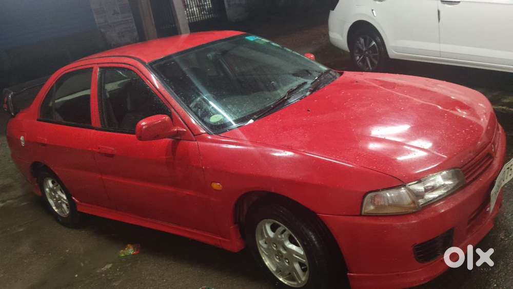 Mitsubishi Lancer Petrol 2001