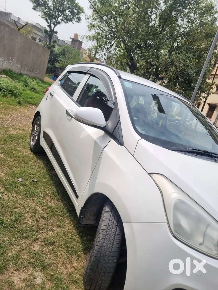 Hyundai Grand I10 Asta 2016 Petrol 94000 Km Driven