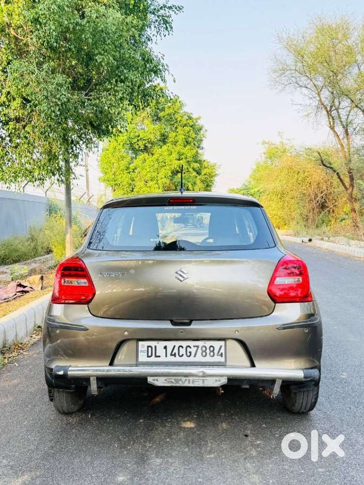 Maruti Suzuki Swift Vxi + Manual, 2023, Petrol