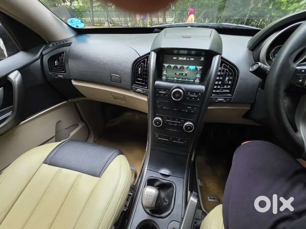 Mahindra Xuv500 2017 Diesel 51000 Km Driven