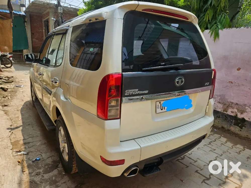 Tata Safari Storme 2018 August