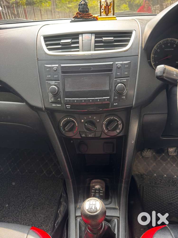 Maruti Suzuki Swift Vxi Optional, 2017, Petrol