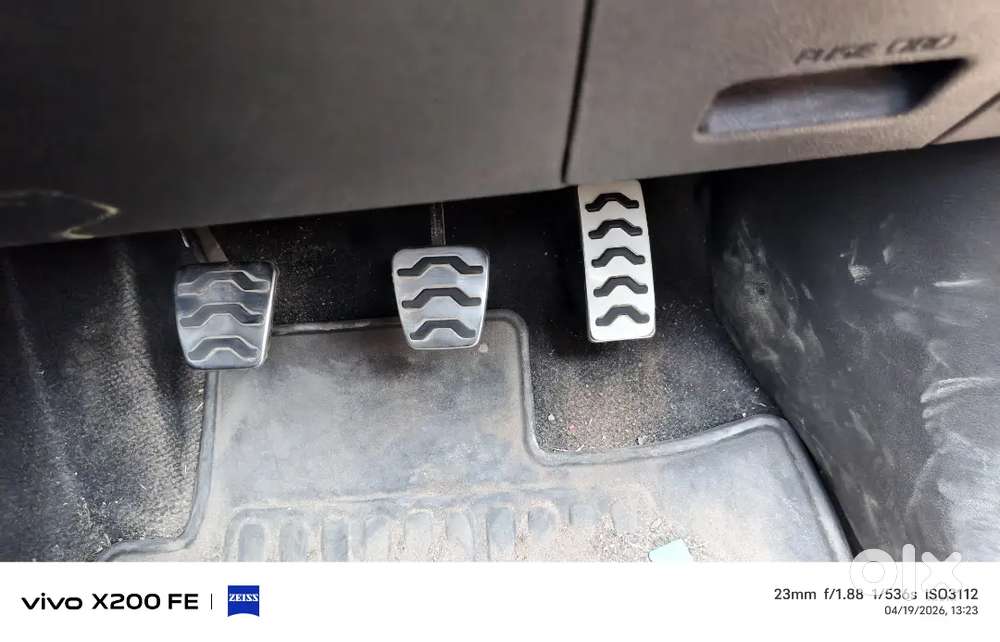 Hyundai Venue 2024 Petrol 11800 Km Driven