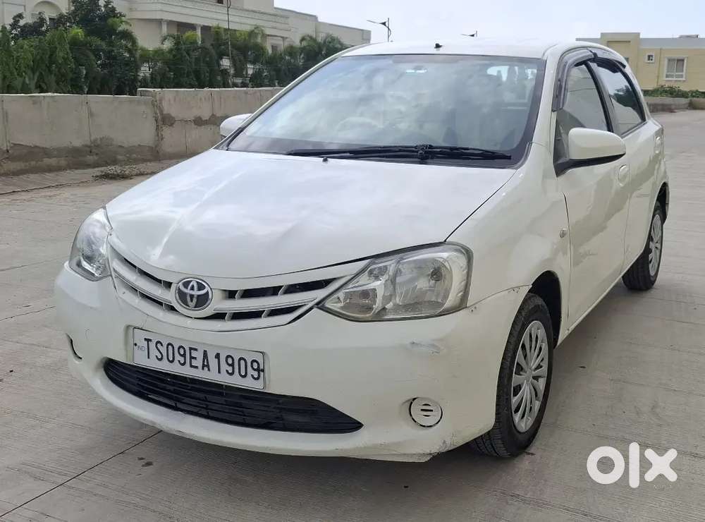 Toyota Etios Liva 2013 Petrol 93000 Km Ac Working New Tyres 2014 Reg