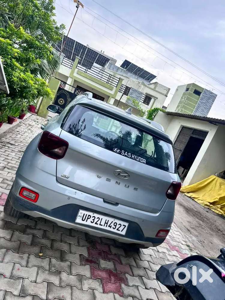 Hyundai Venue 2020 Diesel 125000 Km Driven