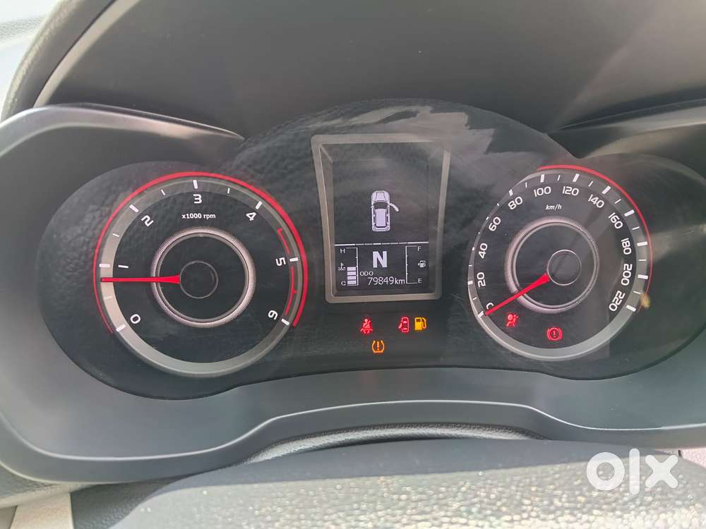 Mahindra Xuv300 W8 Option Diesel, 2019, Diesel