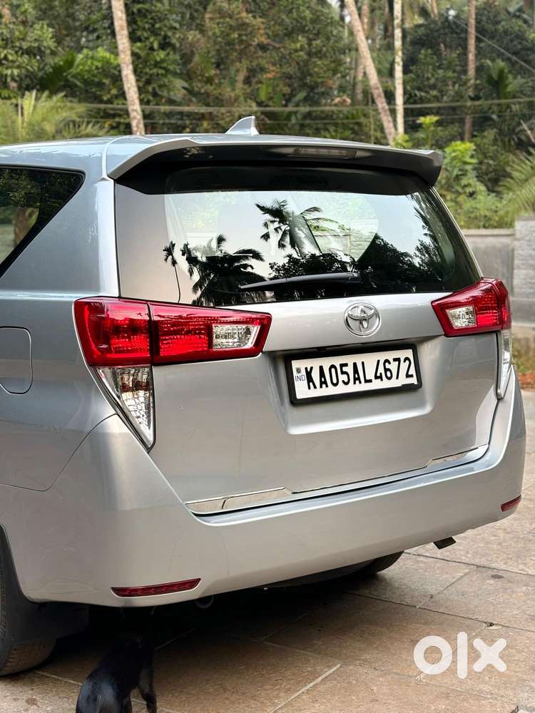 Toyota Innova Crysta 2.8 Gx At 8s, 2022, Diesel