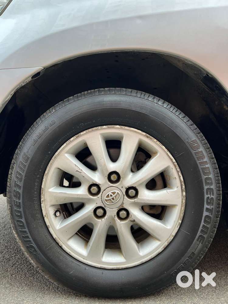 Toyota Innova 2.5 Vx 7 Seater Bs Iv, 2013, Diesel