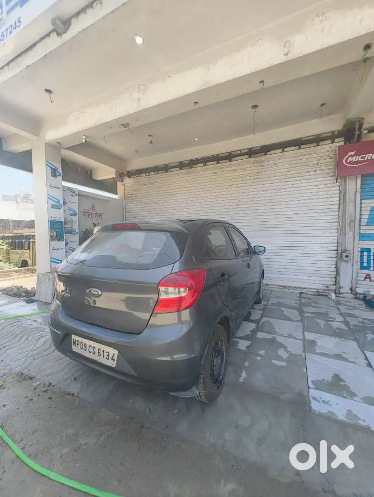 Ford Figo 2016 Lpg 100000 Km Driven,cng Kit Already