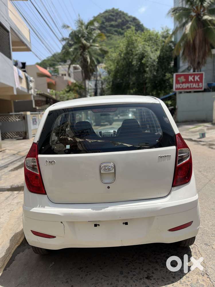 Hyundai I10 Sportz 1.1 Lpg, 2013, Petrol
