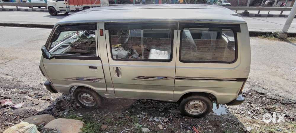 Maruti Suzuki Omni 2011 Petrol 5-seater