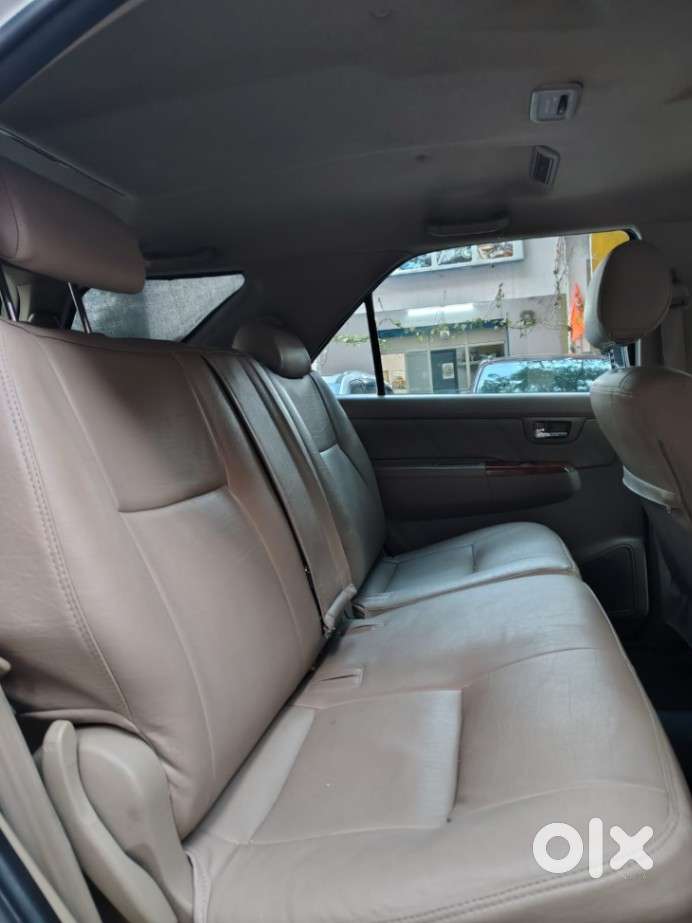 Toyota Fortuner 3.0 4x4 Manual, 2011, Diesel