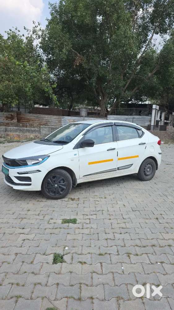 Tata Xpress-t Ev Xm Plus, 2022 Model