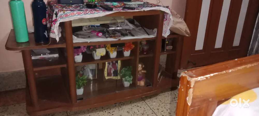TV cabinet
