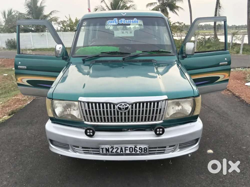 Toyota Qualis Gst D2 2004 Model
