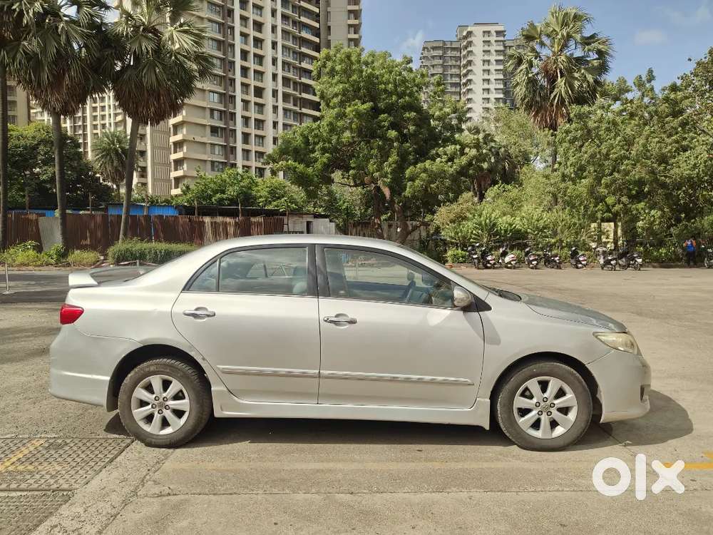 Toyota Corolla Altis 2009 Petrol 80000 Km Driven