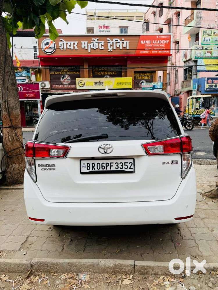 Toyota Innova Crysta 2.4 G Mt, 2022, Diesel