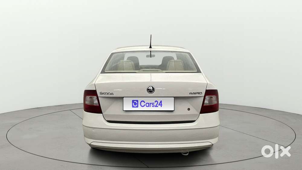 Skoda Rapid 1.0 Tsi Active, 2020, Petrol