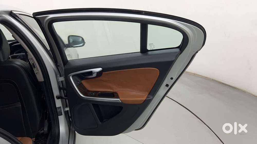Volvo S60 D4 Kinetic, 2017, Diesel