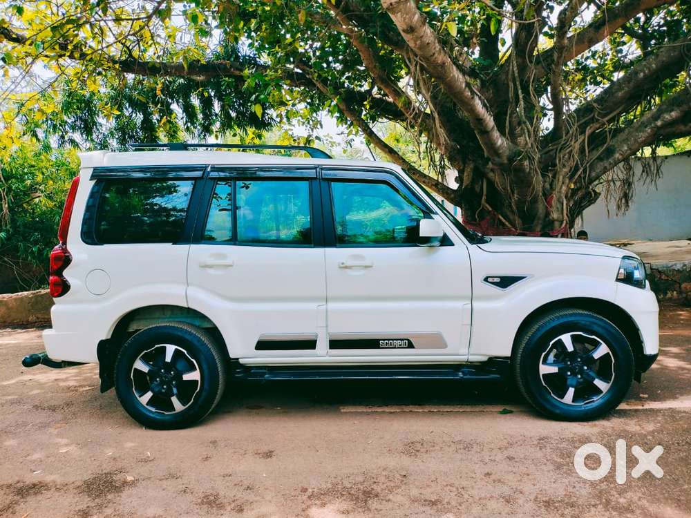 Mahindra Scorpio Classic 2.2 S 11 Mt 7 Str, 2022, Diesel