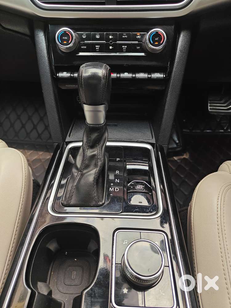 Mahindra Xuv700 2.2 Ax 7 Diesel At Str, 2023, Diesel
