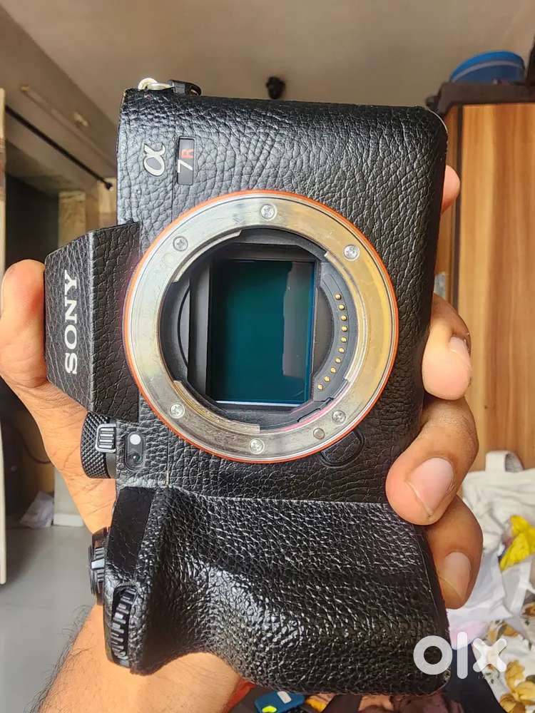 Sony A7R5 61 Mp want to sell excellent condtions  1lakh 80 k