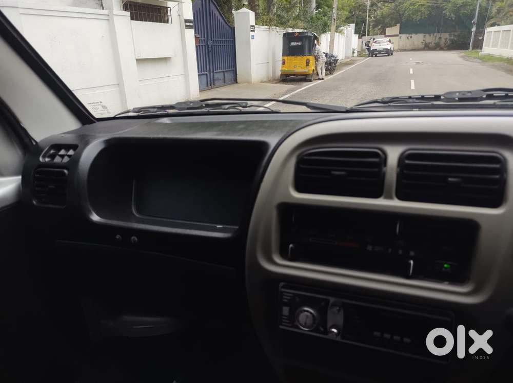 Maruti Suzuki Eeco 5 Str With A/c+htr, 2017, Petrol