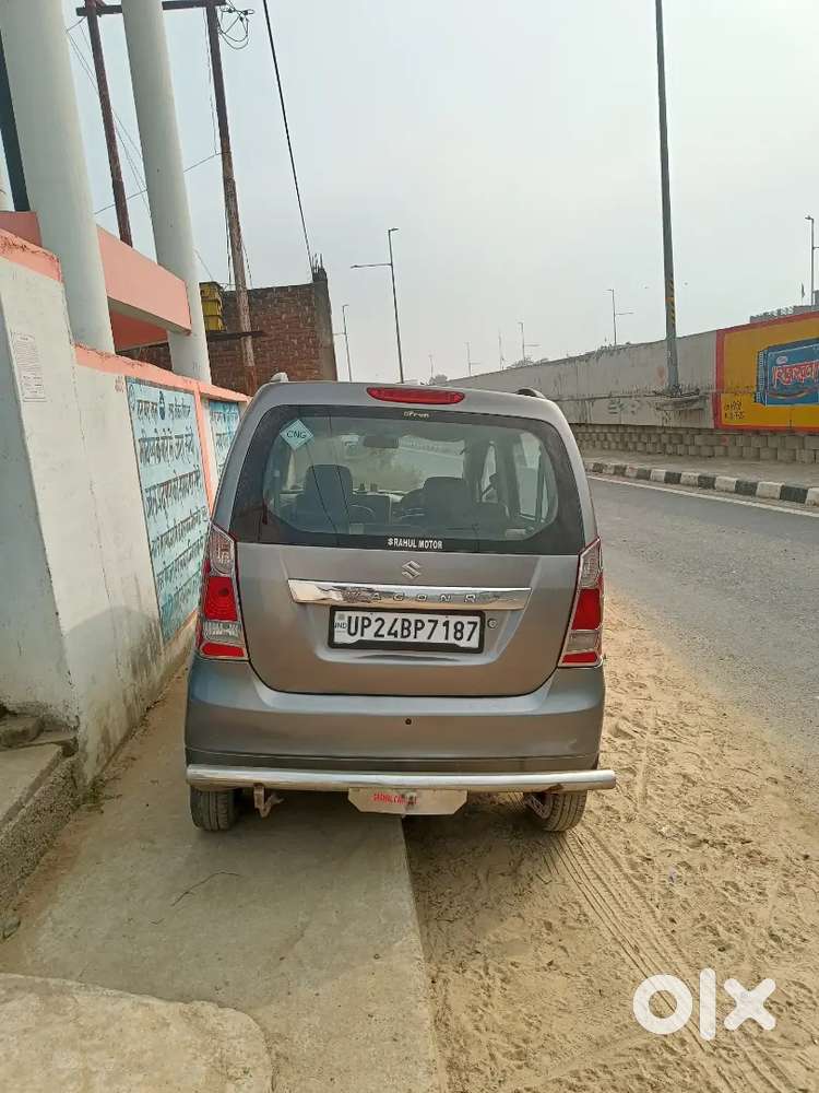 Maine Dusri Gadi Le Li Hai Isliye Sel Kar Rahe Hain