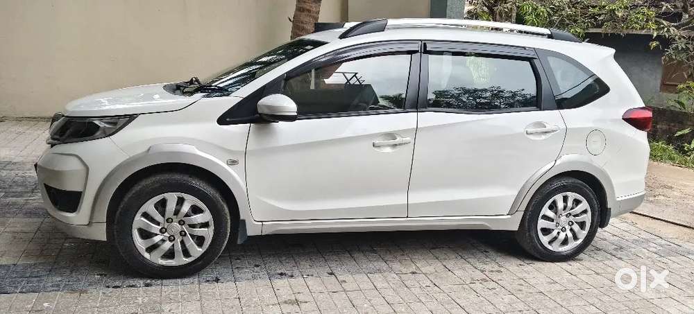 1st Owner Honda Br-v 2018 Petrol In Mint Condition