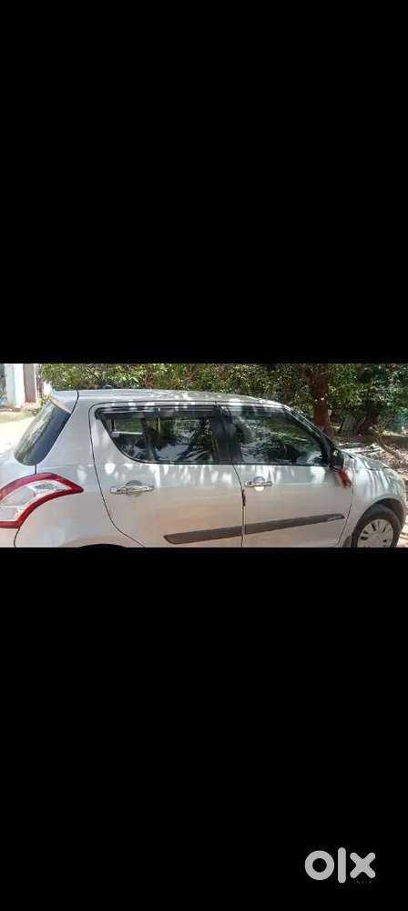 Swift 1.2 Vxi Maruti Suzuki 2014