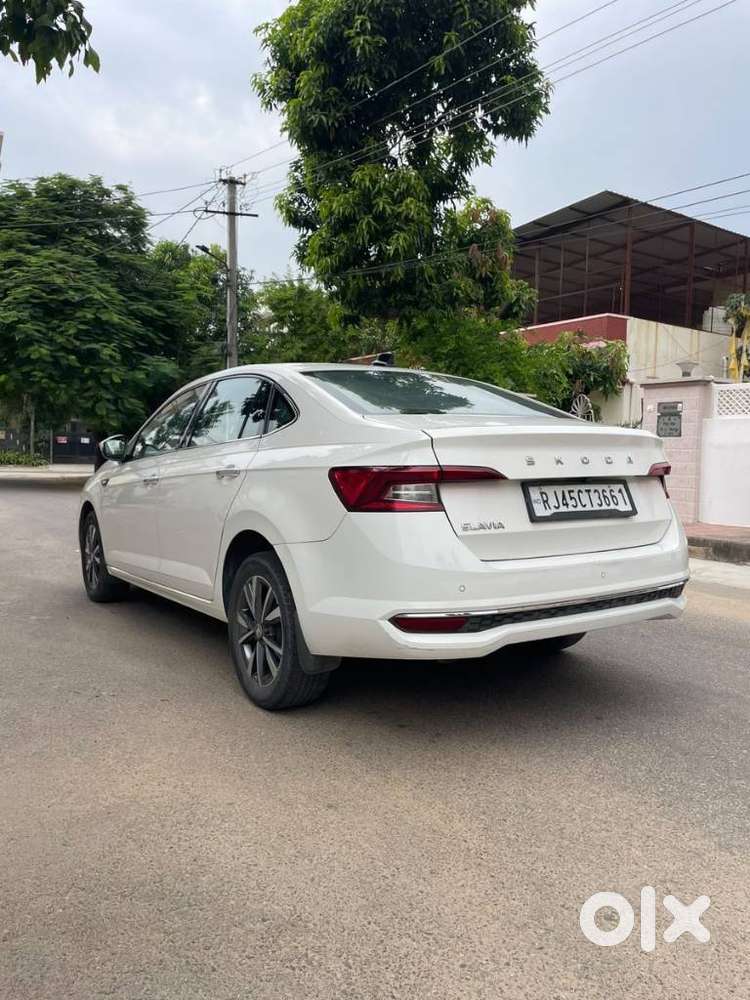 Skoda Slavia Sportline 1.0l Tsi Mt, 2022, Petrol
