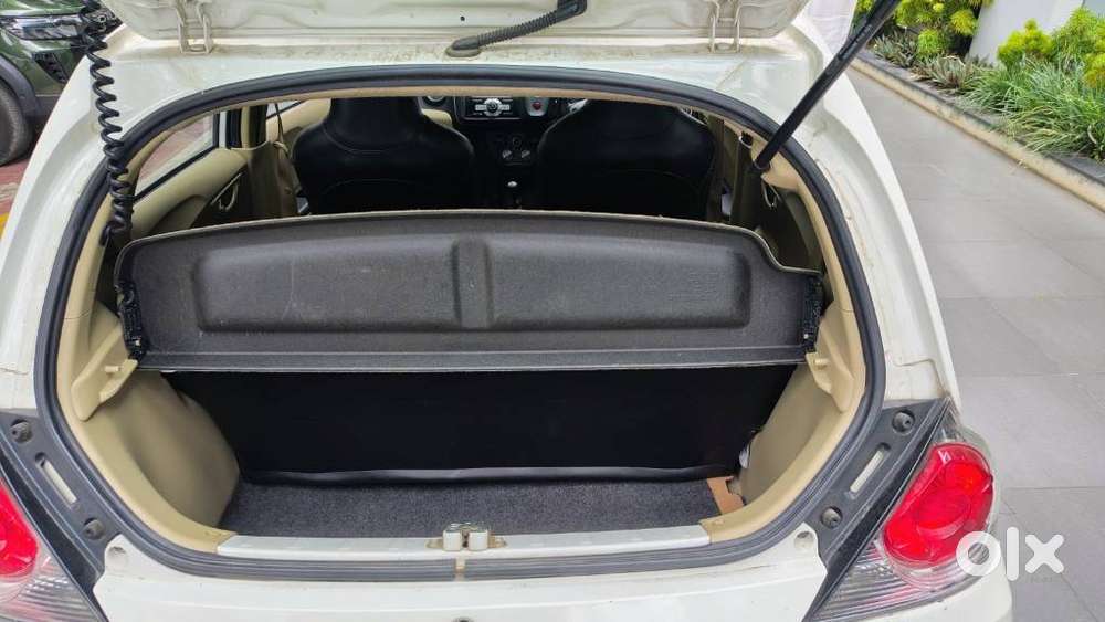 Honda Brio S Mt, 2015, Petrol