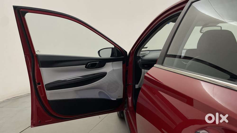 Hyundai New I20 1.2 Asta (o) Ivt, 2024, Petrol