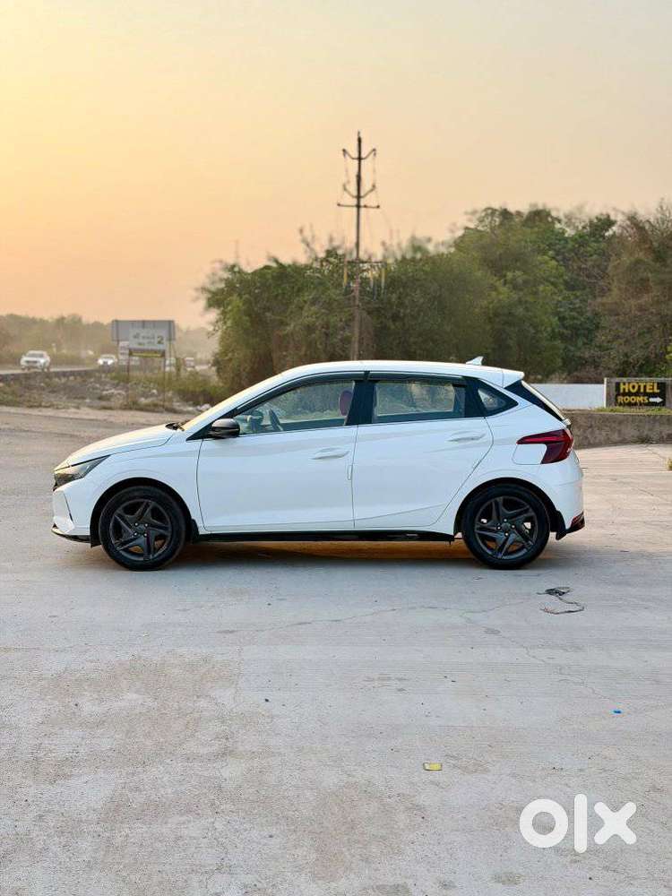 Hyundai I20 1.2 Spotz, 2022, Cng & Hybrids