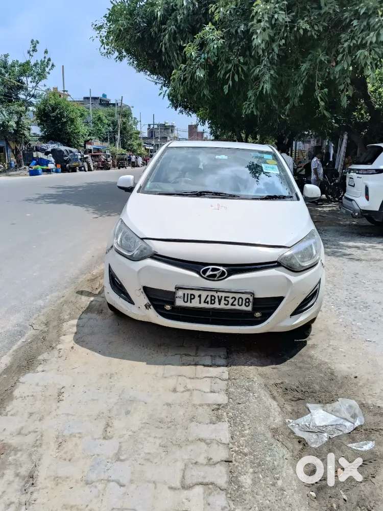 Hyundai I20 Magna At 2012 Model