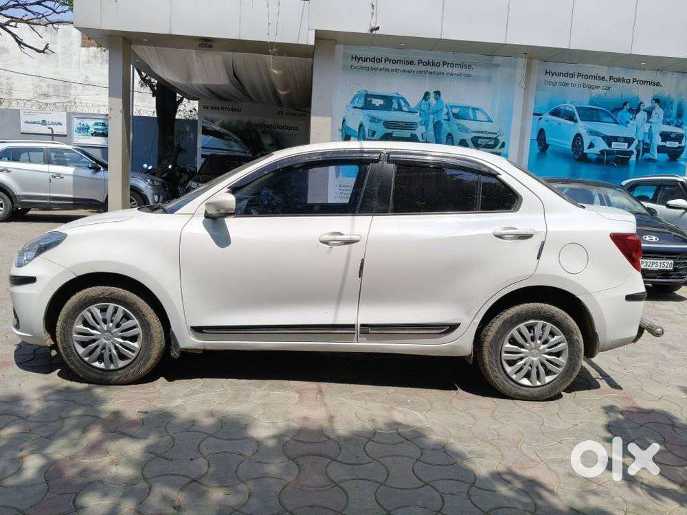 Maruti Suzuki Dzire 1.2 Vxi, 2024, Petrol