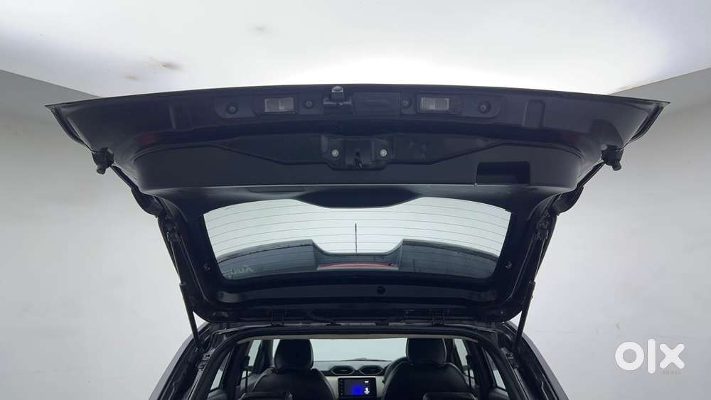 Nissan Magnite 1.0 Xv Turbo Cvt, 2021, Petrol