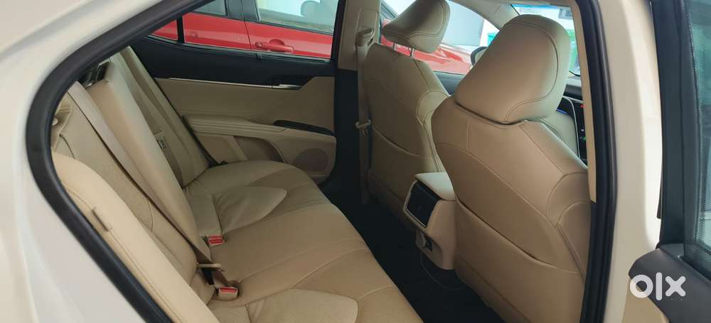 Toyota Camry Hybrid, 2024, Cng & Hybrids