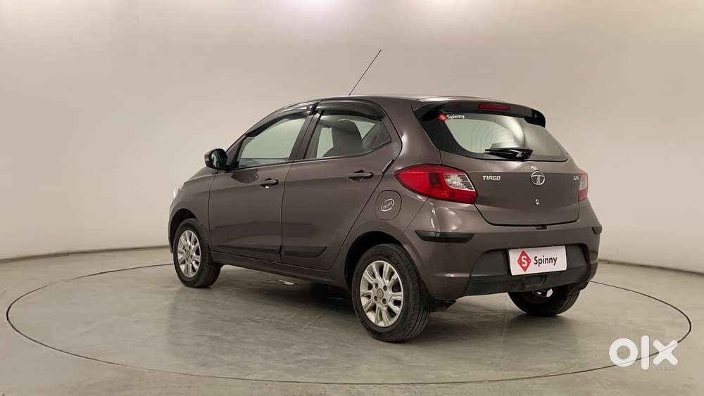 Tata Tiago Xza, 2018, Petrol